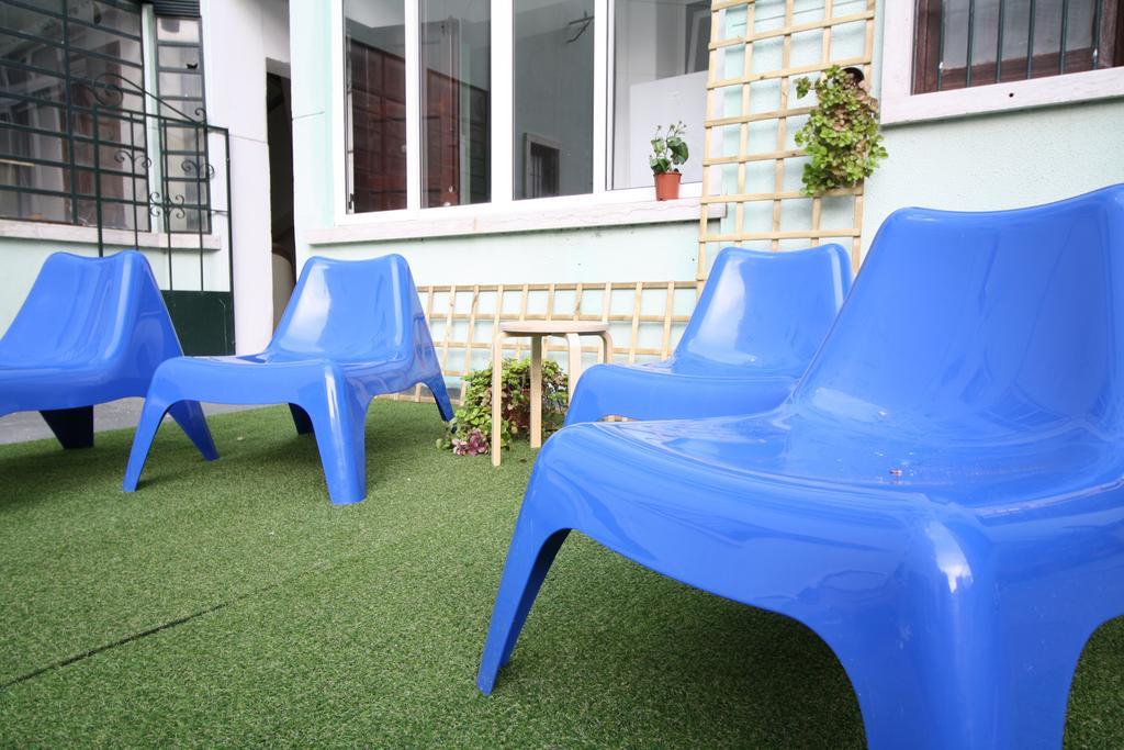Terrace In For Groups Apartment Lissabon